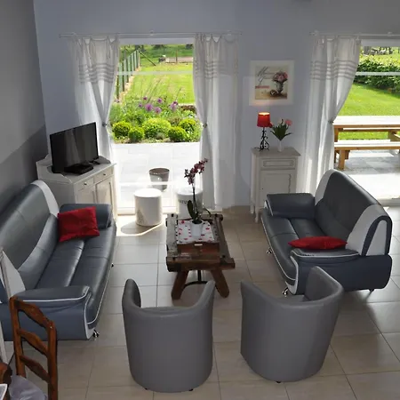 Fuer Acht Personen By Interhome Casa vacanze *
