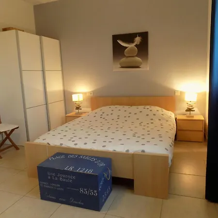 Fuer Acht Personen By Interhome Casa vacanze