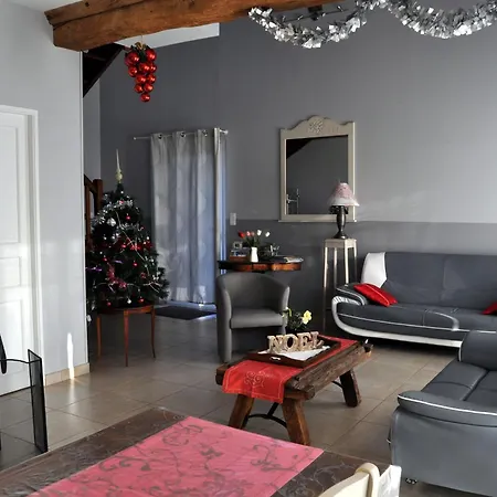 Fuer Acht Personen By Interhome * Saint-Crespin